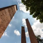 Le cinque torri medievali di Pavia: dove si trovano, come riconoscerle e cosa rappresentavano davvero