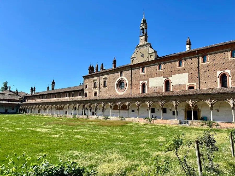 Certosa di Pavia: come visitarla, orari, cosa non perdere e come arrivarci