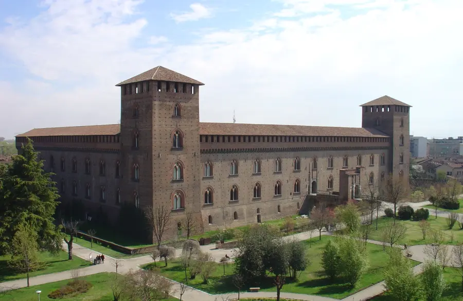 Castello Visconteo di Pavia: proposta per eventi, concerti e grandi manifestazioni